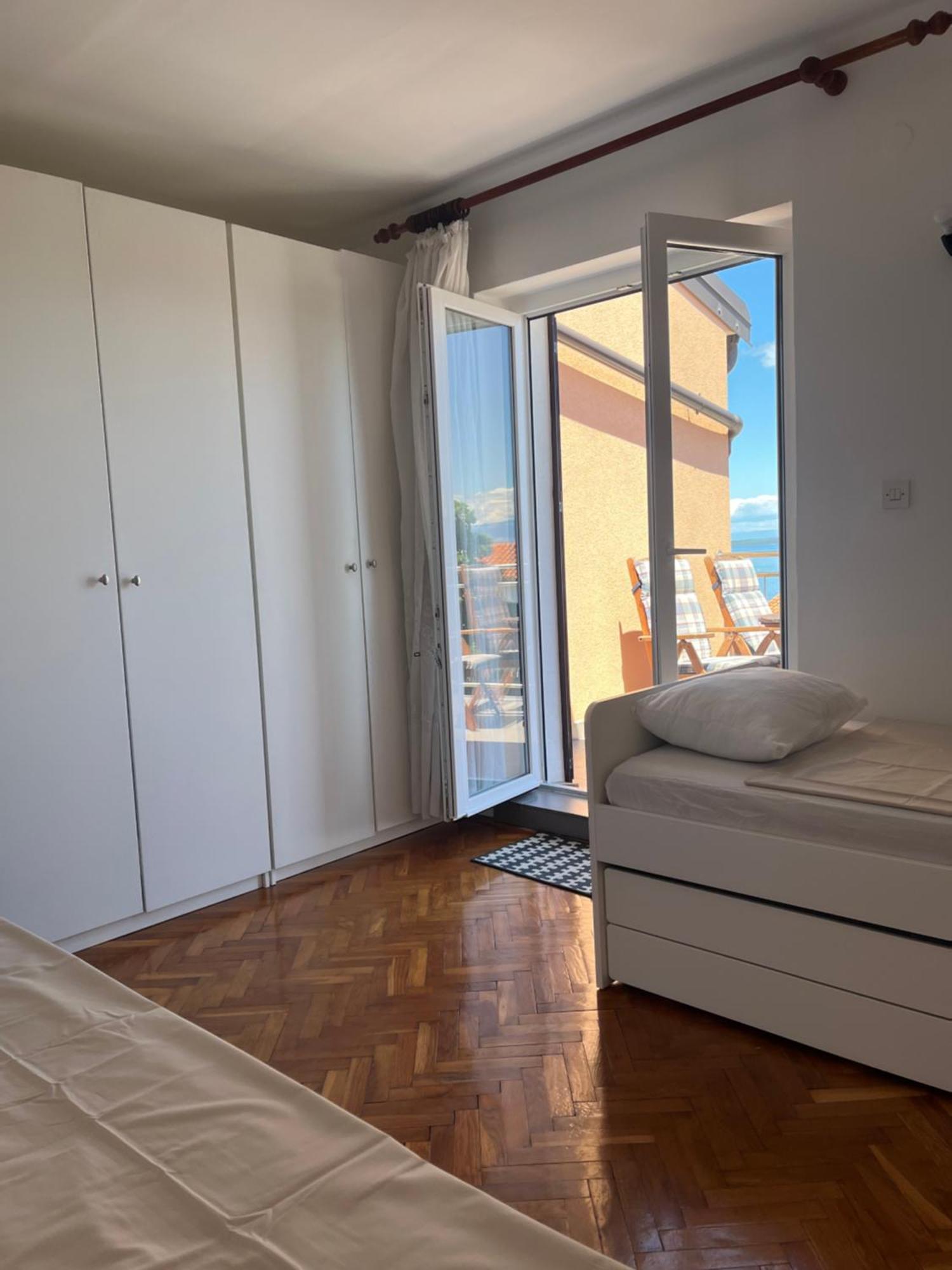 Falcon Mali Losinj Exterior photo
